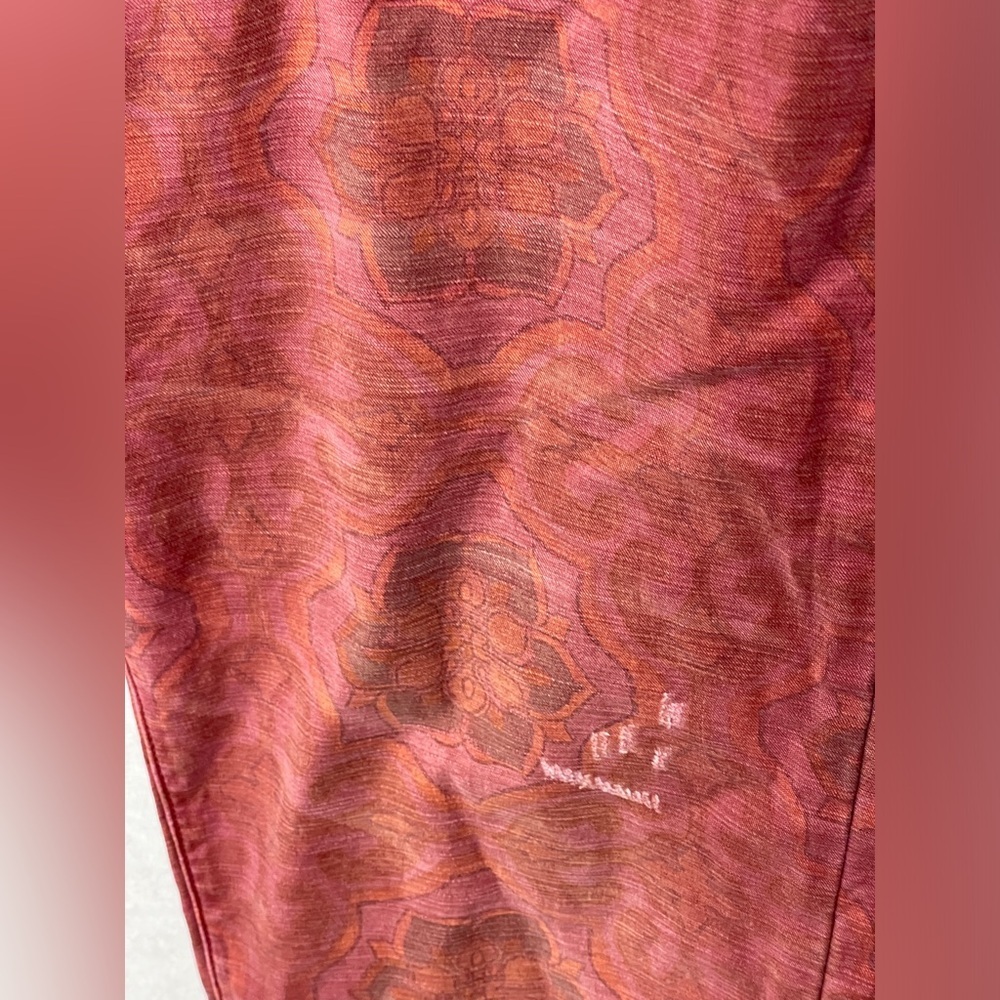 Pilcro Anthropologie Trailblazer Patchwork Pants L Red Printed Straight Leg Boho - Picture 9 of 14